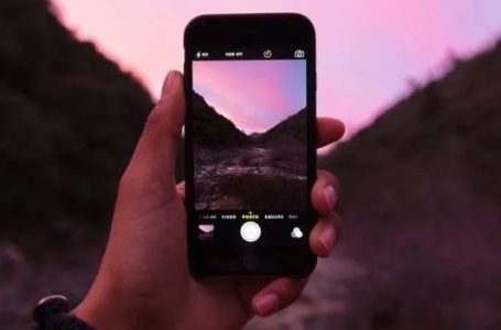 Adobe lançon aplikacion falas për iPhone