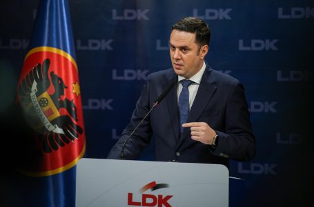 Abdixhiku: Kosova mbetet në krizë