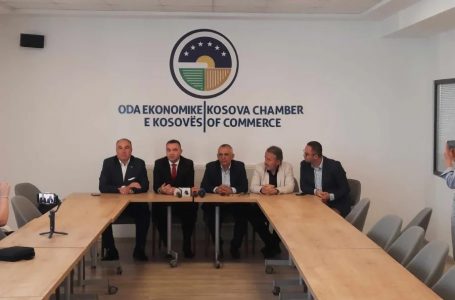 Bizneset protestojnë nesër, ftojnë qytetarët t’iu bashkohen kundër vendimit të ZRRE-së