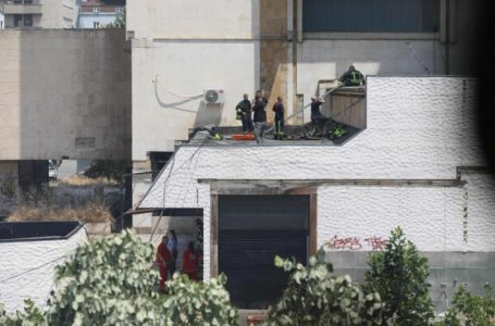 Një person dyshohet se ka rënë nga lartësia te “Grandi” në Prishtinë