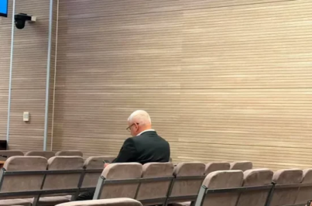 Sveçla shpallet fajtor për hedhjen e gazit lotsjellës në Kuvend